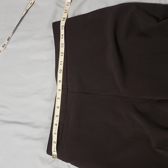 Catherine's dress pants - Picture 4 of 8